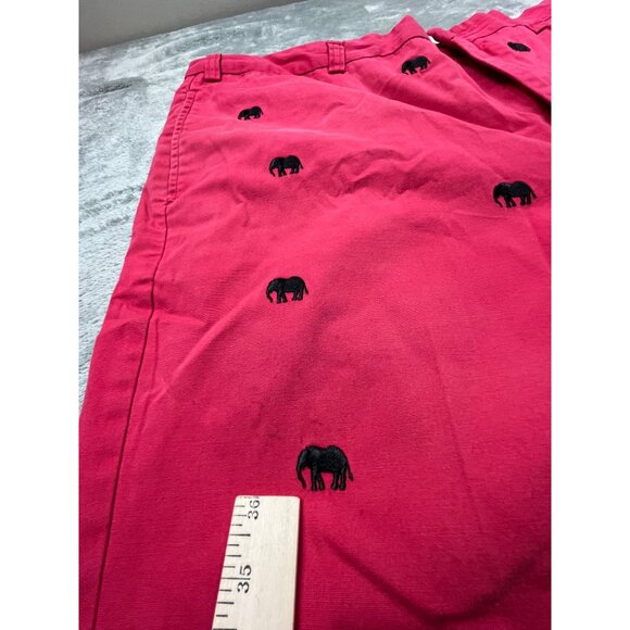 Orvis Mens 42 Red Embroidered Elephant Pattern Short Cotton RN70534 Golf Fishing - Picture 9 of 11